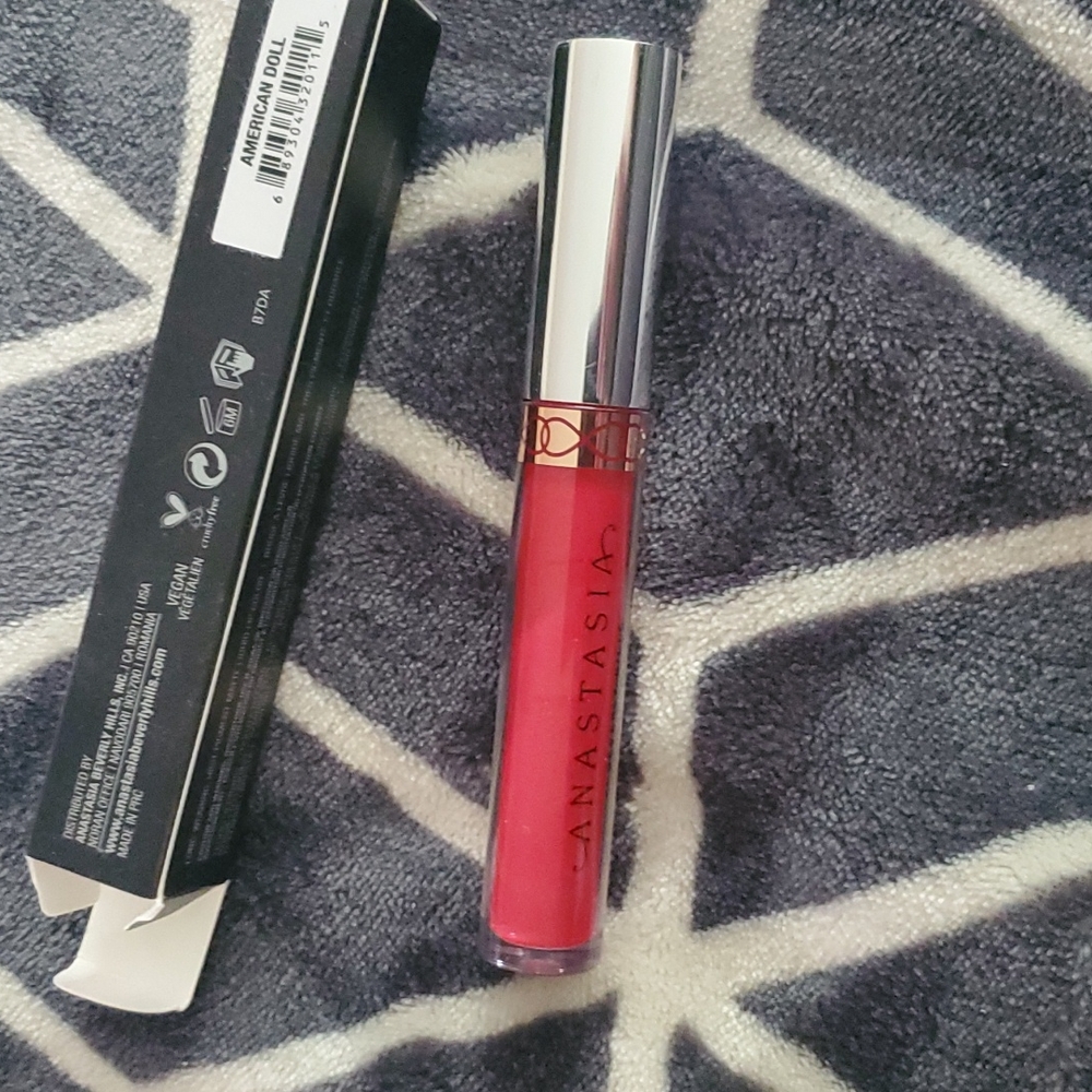 Anastasia Beverly Hills liquid lipstick